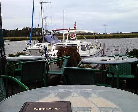 Marina * Karsibór